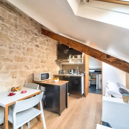 Guestready - Authentic In The Heart Of Apartamento París
